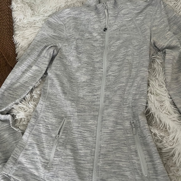 Lululemon define jacket. - Picture 3 of 3